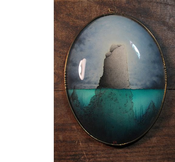 "Le rocher fier" sous reliquaire  19/15cm - valentin michaut - illustrateurs/rices